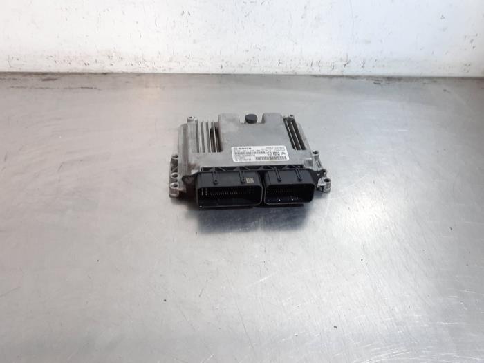 Ordinateur gestion moteur Peugeot 208
