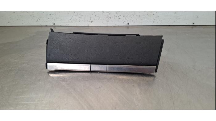Compartiment de rangement plafond Opel Astra