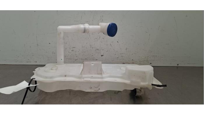 Réservoir lave-glace avant Toyota Pro-Ace