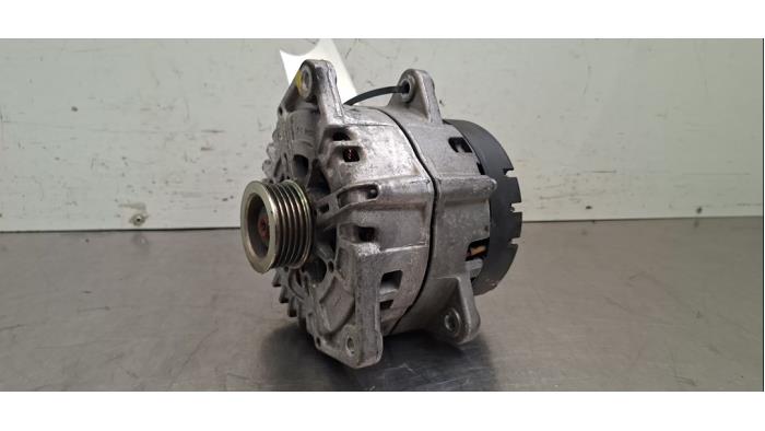 Dynamo Mercedes C-Klasse