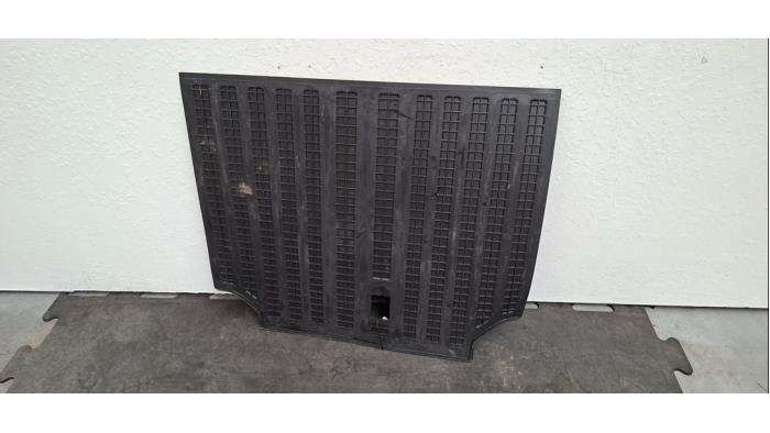 Coffre tapis Landrover Defender