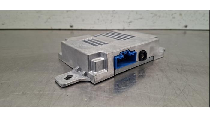 Amplificateur radio Opel Astra