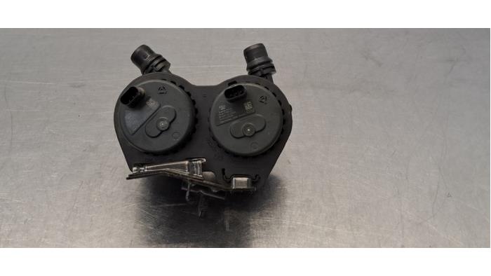 Pompe à eau supplémentaire Opel Astra