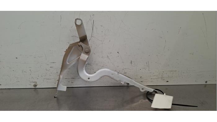 Charnière capot Peugeot 208