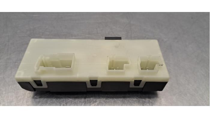 Module passage hayon BMW X1