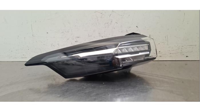 Feu arrière gauche Peugeot 308