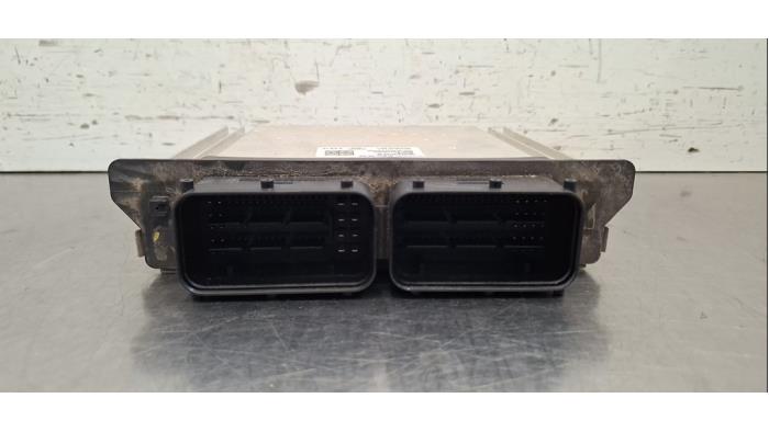 Ordinateur gestion moteur Kia Stonic