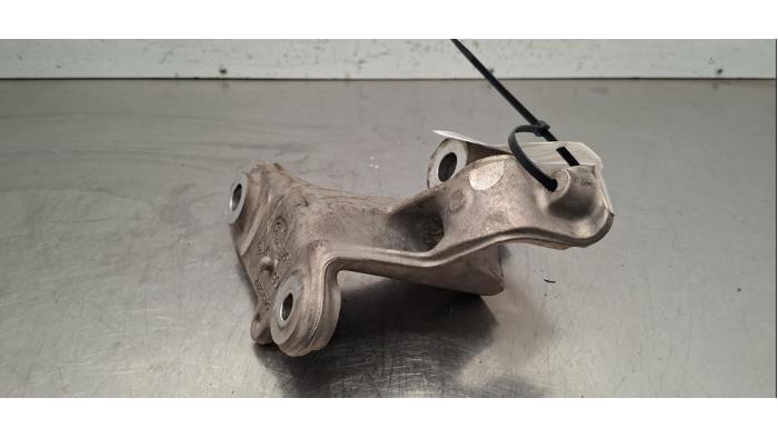 Support moteur Renault Scenic