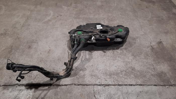 Réservoir de carburant MG MG3