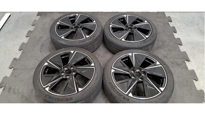 Kit jantes + pneumatiques Peugeot 308