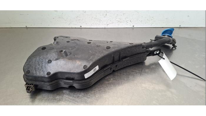 Réservoir lave-glace avant BMW M3