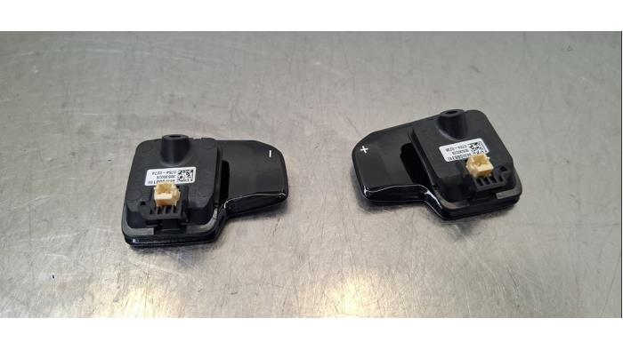 Kit manettes de commande Peugeot 408