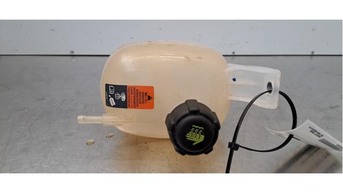 Réservoir d'expansion Nissan Micra