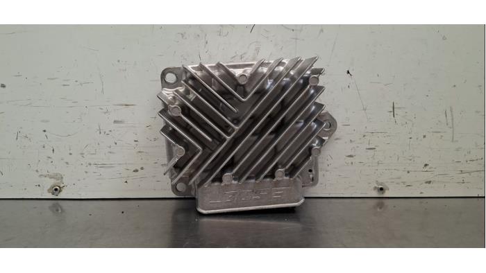 Amplificateur radio Nissan Micra