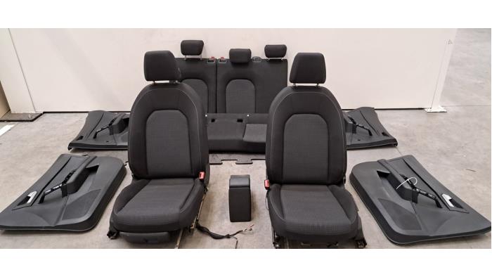 Kit revêtement (complet) Seat Ibiza