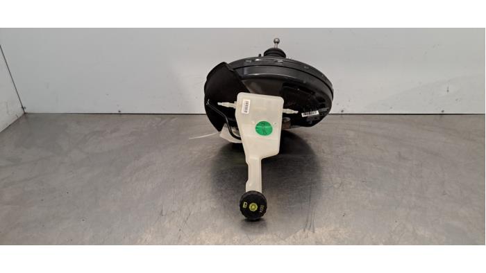 Assistant de freinage Peugeot 408