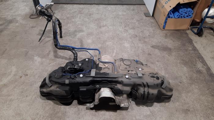 Réservoir de carburant Mercedes GLC-Klasse