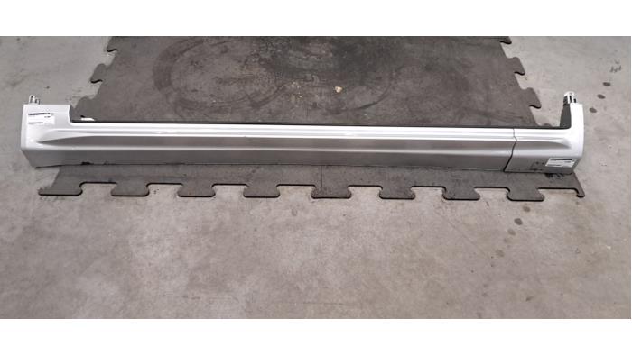 Marche-pied (list de couverture) gauche Volvo XC90