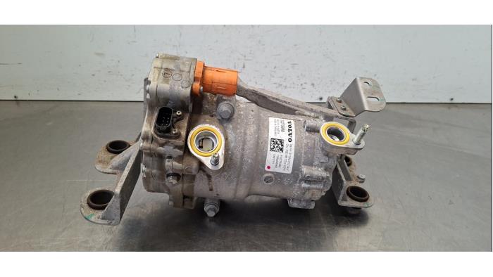 Pompe clim Volvo XC40