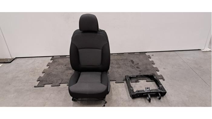 Siège gauche Renault Trafic