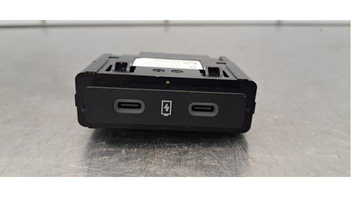 AUX/USB-aansluiting Dacia Bigster