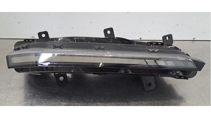 Veilleuse gauche Peugeot 408