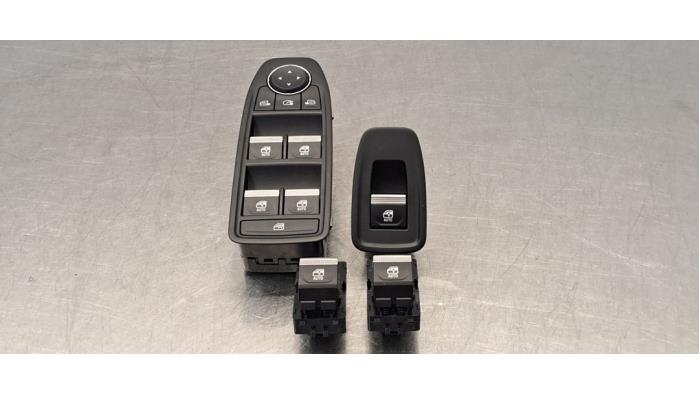Commutateur combi vitres Renault Megane E-Tech