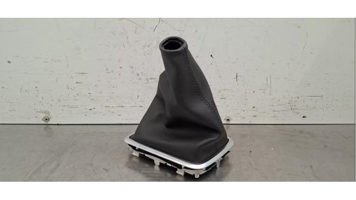 Enveloppe levier de vitesse Dacia Duster