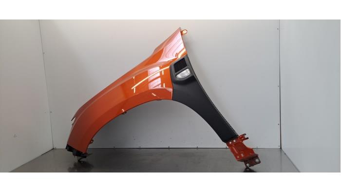 Front wing, left Dacia Duster