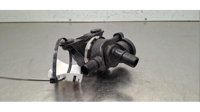 Robinet chauffage électrique Audi Q5