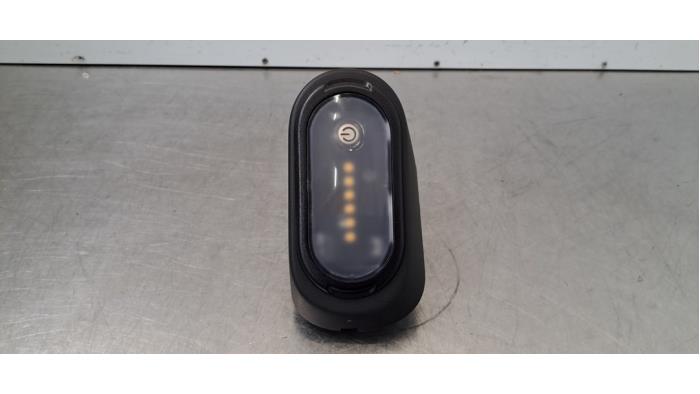 Luz Peugeot Partner