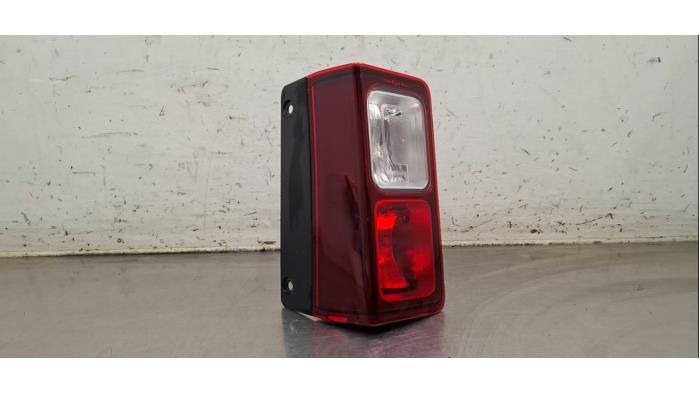 Swiatlo cofania lewe Nissan Primastar