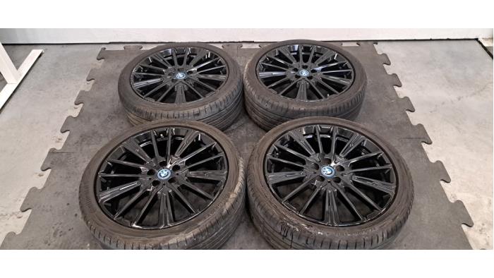 Felgen Set + Reifen BMW X1