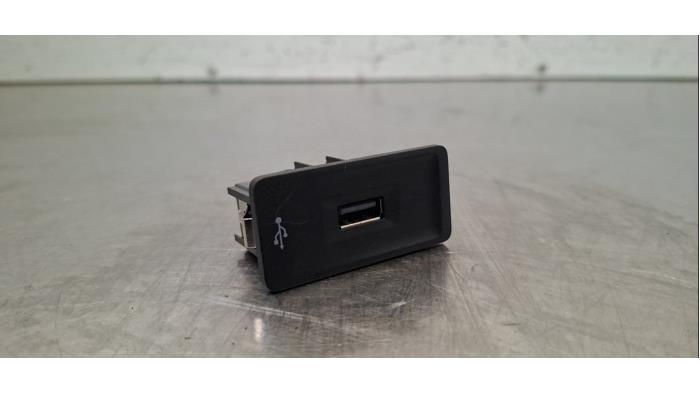 Connexion USB Porsche Boxster