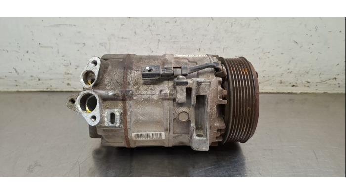 Pompe clim Fiat Talento
