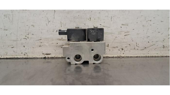 Valve d'expansion clim Volvo EX30