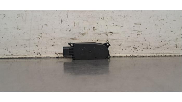 Clapet chauffage moteur Renault Clio