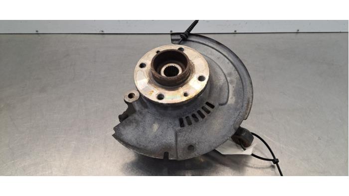 Joint avant gauche Renault Clio
