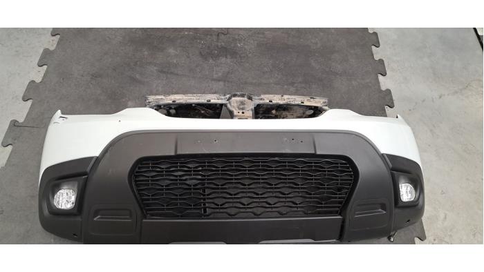 Pare-chocs avant Dacia Duster