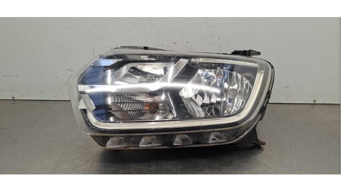 Phare gauche Dacia Duster