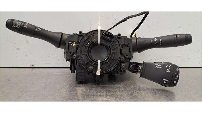 Commutateur combi colonne de direction Dacia Duster