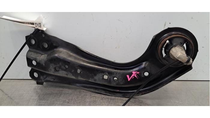 Braço esquerdo da retaguarda Toyota Rav-4