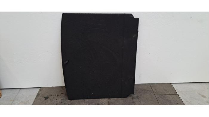 Coffre tapis MG MG5