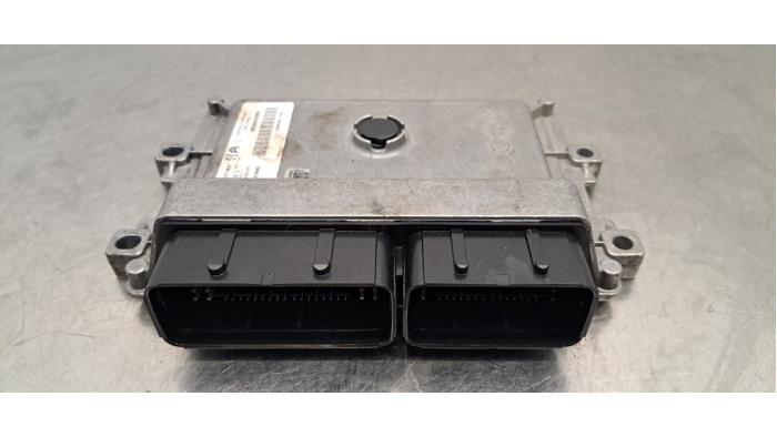 Ordinateur gestion moteur Peugeot 208