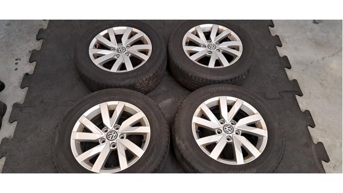 Kit jantes + pneumatiques Volkswagen Passat