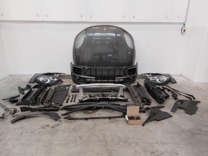Voorkop compleet Porsche Macan