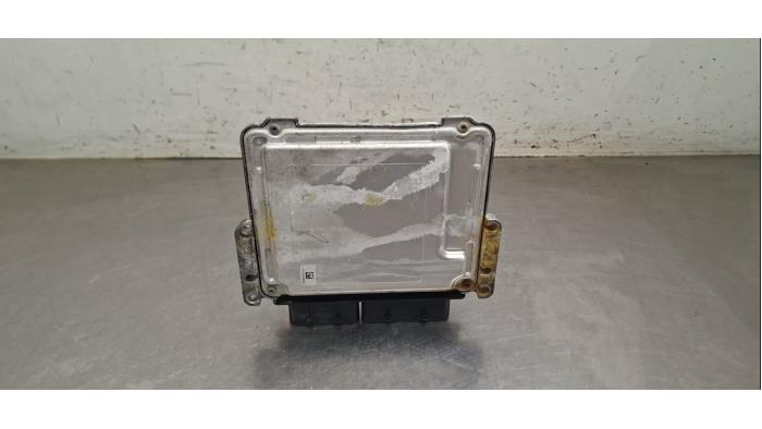 Ordinateur gestion moteur Citroen Berlingo