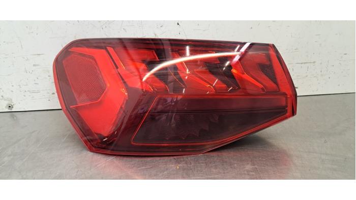 Kairysis galinis žibintas Audi A3