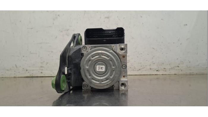ABS-pumppu Skoda Octavia