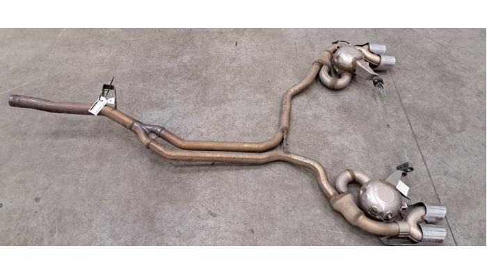 Uitlaat, uitlaatdemper Porsche Macan